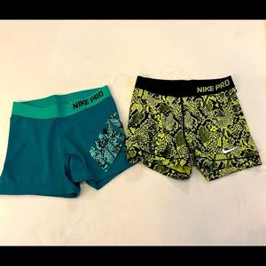 Nike dry fit shorts (2)